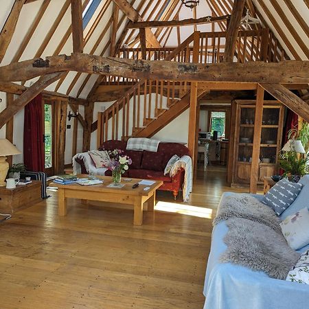 Cosy Listed Barn In Peaceful Country Village Granborough Zewnętrze zdjęcie